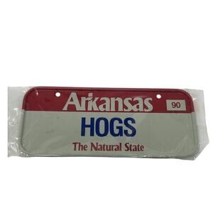 Vintage Arkansas Hogs Cereal Prize Bike Tag Collectible Mini License SEALED